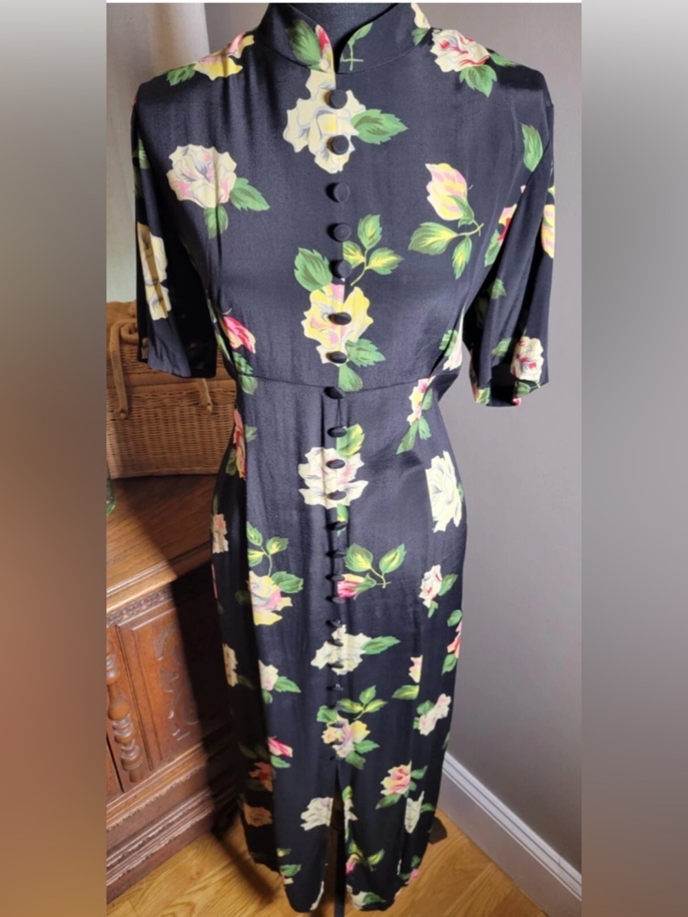 VINTAGE 90’s Asian Express Black Rose Lace Up Back Floral Maxi Dress - 7/8 - Picture 1 of 16